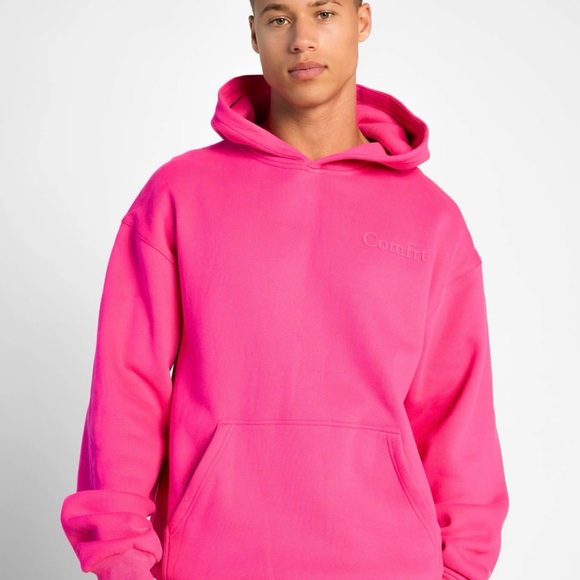 Comfrt Tops - Comfirt color is hot pink super soft and warm